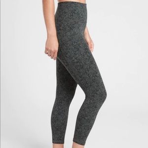 Athleta Salutation Leggings
